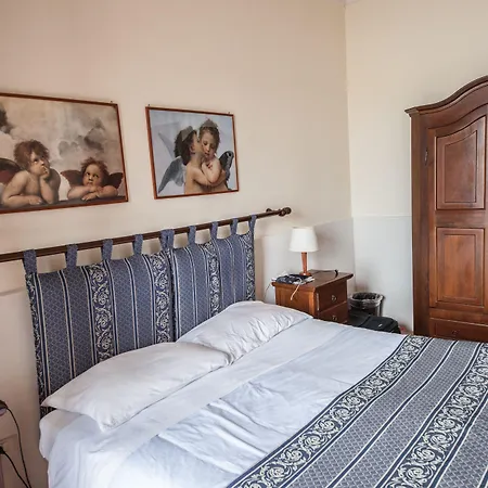 Ortigia Sea View 3*