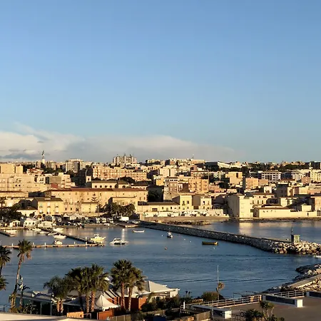 Ortigia Sea View 3* Syracuse