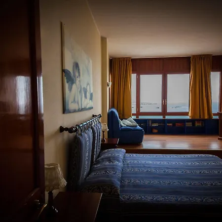 Bed & Breakfast Ortigia Sea View 3*