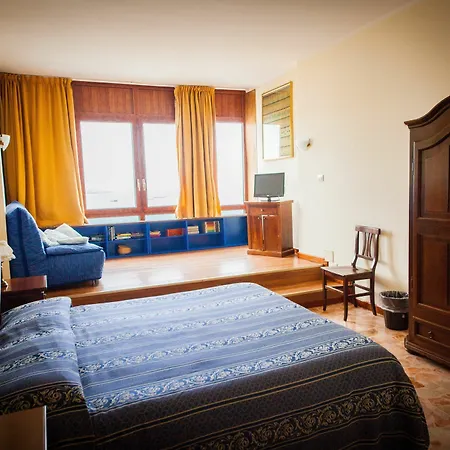Bed & Breakfast Ortigia Sea View 3*