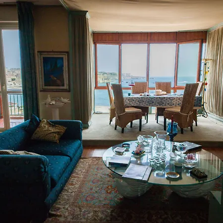 Ortigia Sea View 3*