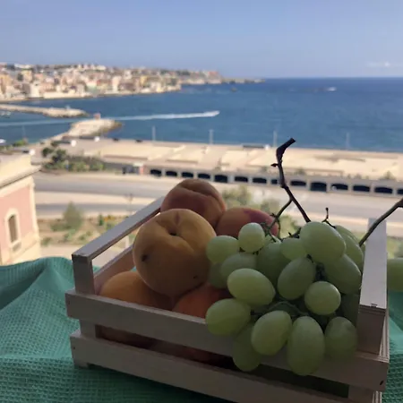 Ortigia Sea View 3*