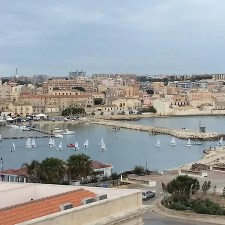 Bed & Breakfast Ortigia Sea View 3*